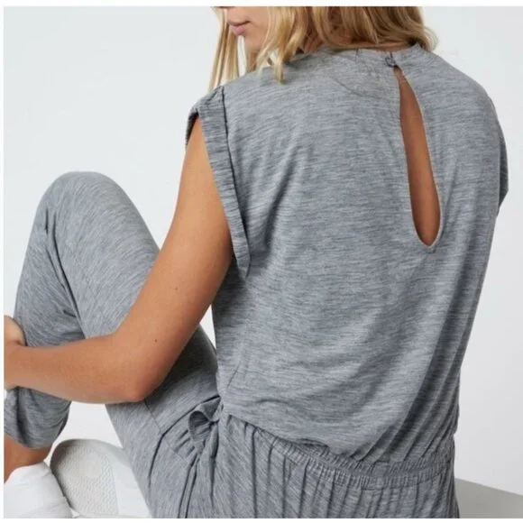 NWT Vuori Large Lux Crew Jumpsuit Short Sleeve Pockets Mallorca Gray MSRP$138 - Picture 11 of 16